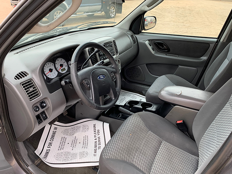 Gearhead Inc • 2003 Ford Escape XLT • 1334